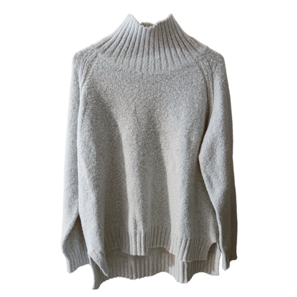 LELIS Gray Turtleneck Sweater Size Large